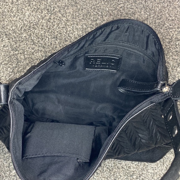 Relic brand black purse - Picture 4 of 6